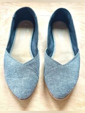 TOMS Jutti Flats Womens 6.5 Gray Speckled Canvas Pointed Toe Slip On Shoes